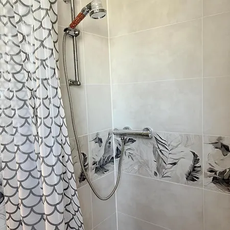 Lejlighed Louise Pro Et Sejour A Pour 4 Personnes *